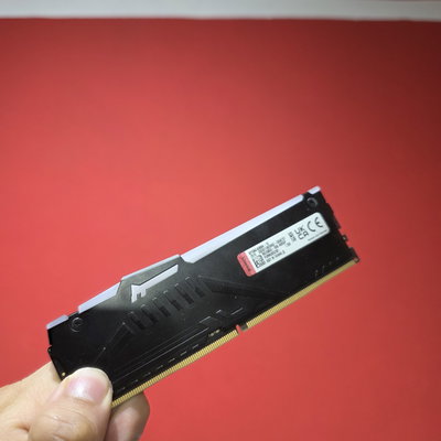 16gb DDR5 5600MHZ KINGSTON RGB