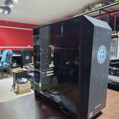 Gabinete Usado GameMax ATX