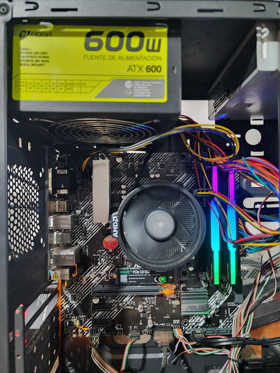 PC GAMER RYZEN 3