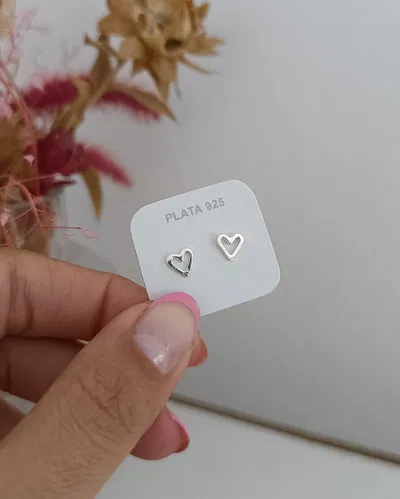 Pasantes Corazon Hueco 6mm