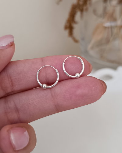 Argollas 1.2 cm con bolitas