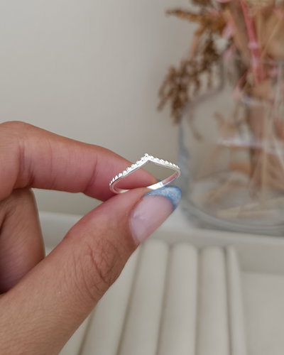Anillo V Puntitos