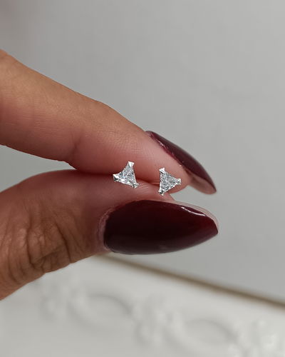 Pasantes Triangulo Cubic 5mm