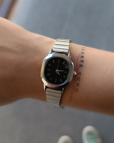 Reloj Mei Negro