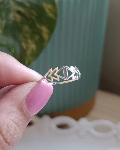 Anillo Triangulos AB 
