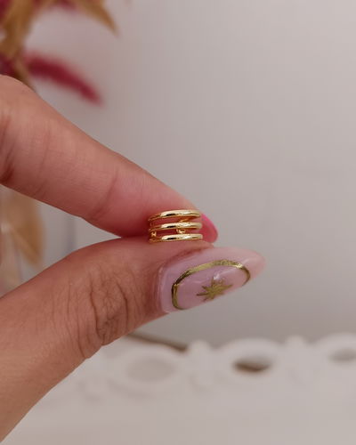 Cuff Tres líneas  Dorado 