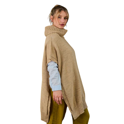 Poncho Polerón Nevada Beige