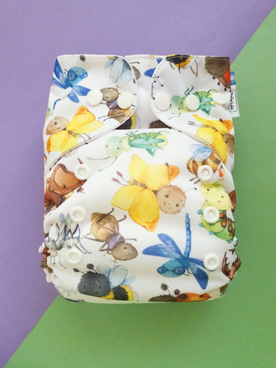 Pañal ecológico "Insectos" multitalle ted de pul importado