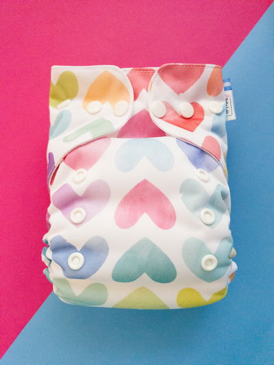 Pañal ecológico "Corazones" multitalle ted de pul importado