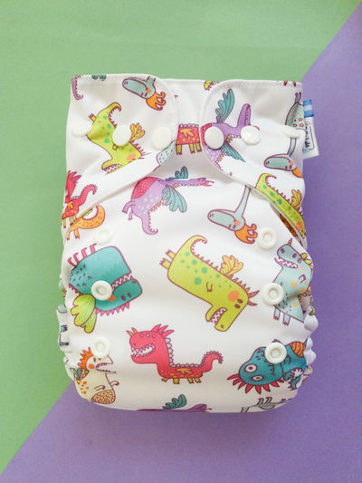 Pañal ecológico "Dragones" multitalle ted de pul importado