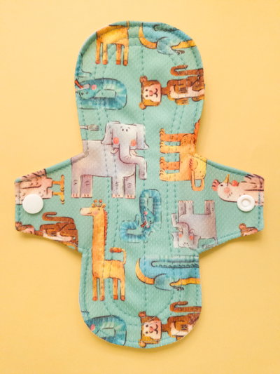 Toallita menstrual Leve "Animalitos" 