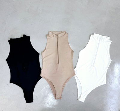 Body de microfira Cloe con cierre 