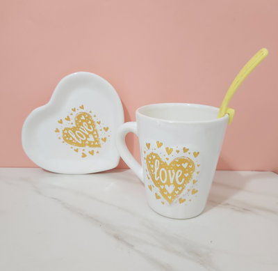 Set Love taza + bandeja corazon