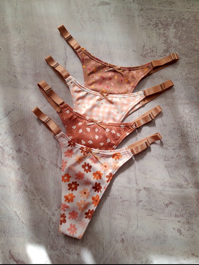 Estampada en V Regulable Nude x2