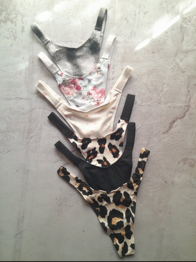 Bombi en V Algodon Combinadas x2