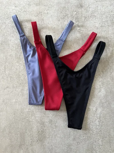 Less en V Lycra Rojo X2 