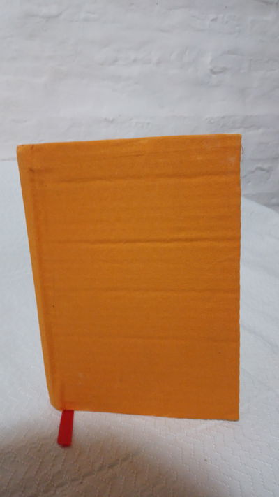 Cuaderno naranja