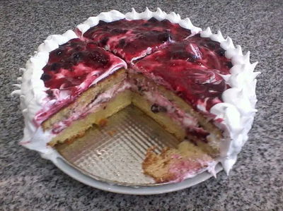 Torta de frutos rojos