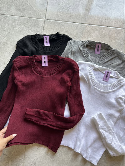 Swaeter Bruna. al cuerpo