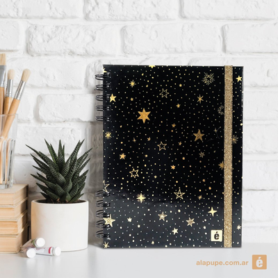 CUADERNO A5 ESPIRALADO 80 HOJAS LISAS ESTRELLAS DORADAS A LA PUPE