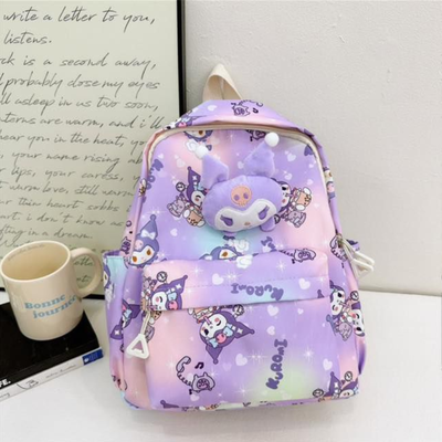 MINI MOCHILA KUROMI VIOLETA CON BOLSILLOS