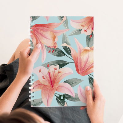 CUADERNO A5 80 HS LISAS 90 GRS FLORAL ACUARELA A LA PUPE