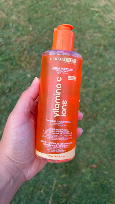 AGUA MICELAR DERMACHEM VIT C IONS