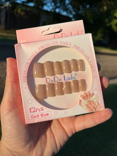 UÑAS POSTIZAS CUADRADAS CORTAS