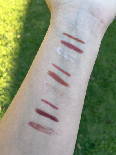 LIP COMBO MELY GOLDEN GIRL DELINEADOR GLOSS Y LABIAL 