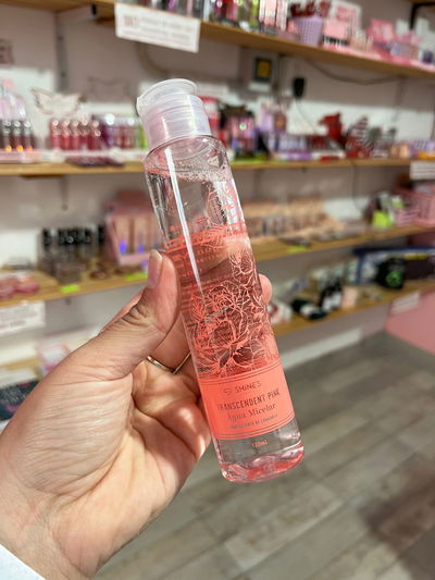 AGUA MICELAR DISTINTOS COLOR DE ENVASE