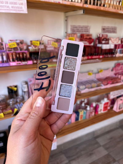 SOMBRA FLOOD RUBY ROSE