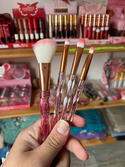 BROCHAS GLITTER POR 4