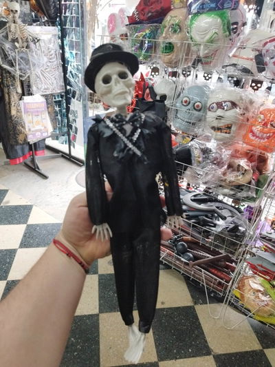 ESQUELETO NOVIO PLASTICO MEDIANO