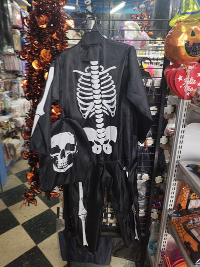 DISFRAZ ESQUELETO