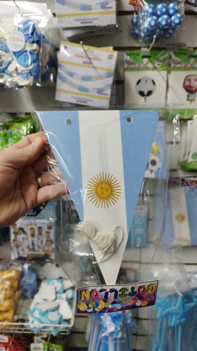 BANDERIN CARTON ARGENTINA TRIANGULOS