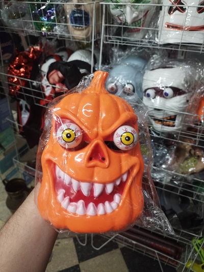 MASCARA CALABAZA OJOS SALTONES AMARILLOS