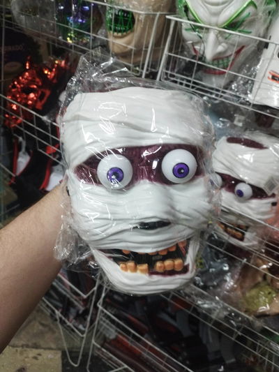 MASCARA MOMIA OJOS SALTONES 