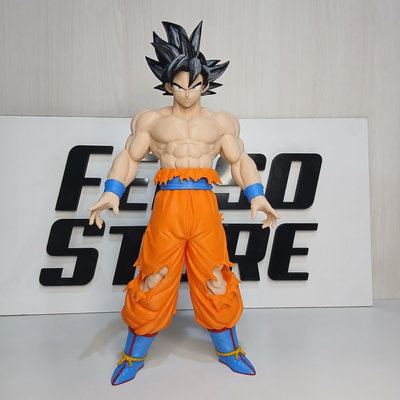 Figura Goku Ultra Instinto 