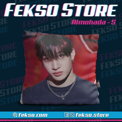 Almohada - Stray Kids - Bang Chan 04