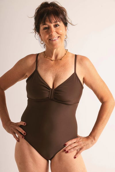 ENTERA TRABA EN BUSTO CHOCOLATE