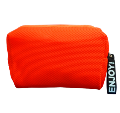 ⁠Neceser red naranja fluo