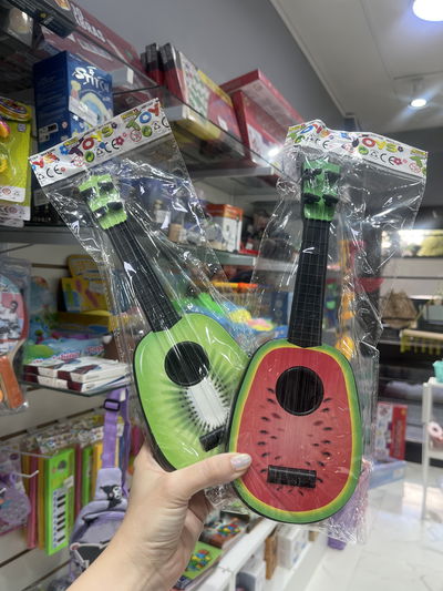 Mini guitarra Frutas