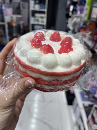 Squishy torta frutillas