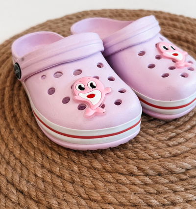 Crocs rosa claro