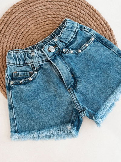 Short jean tachas