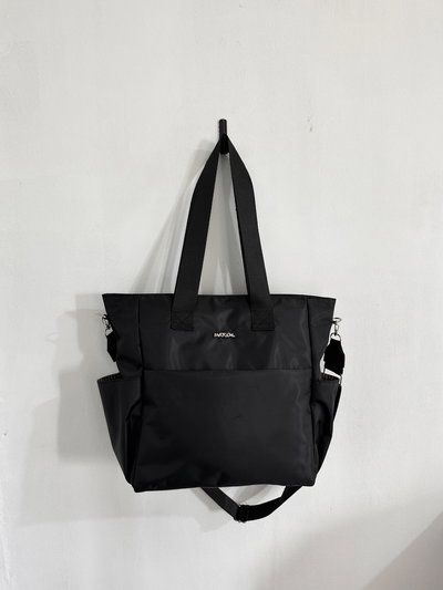 Bolso Fran negro impermeable (se envía a partir del 24/4)