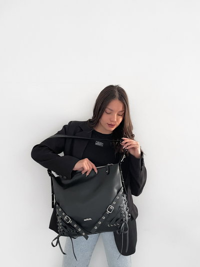  Bolso Kim negro (se envía a partir del 24/4)