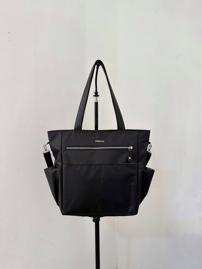 Bolso Mabel negro impermeable (se envía a partir del 24/4)