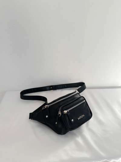 Riñonera Lua negro (se envía a partir del 24/4) 