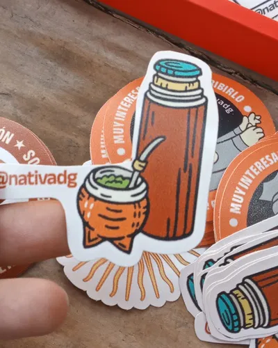 Stickers 6cm en Vinilo UV